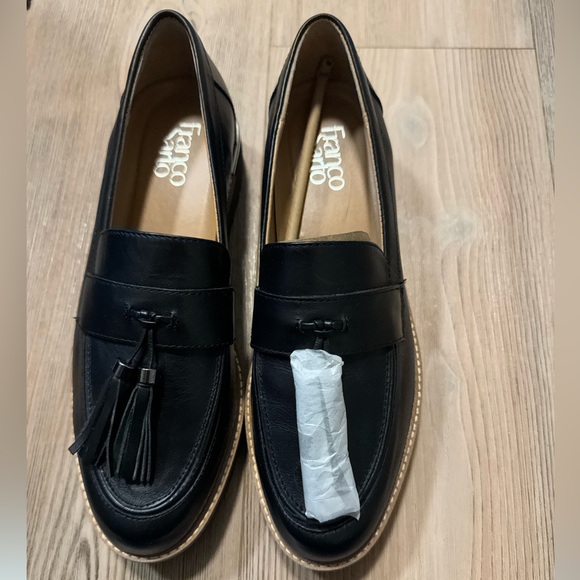 Black loafers woman's - Picture 2 of 5